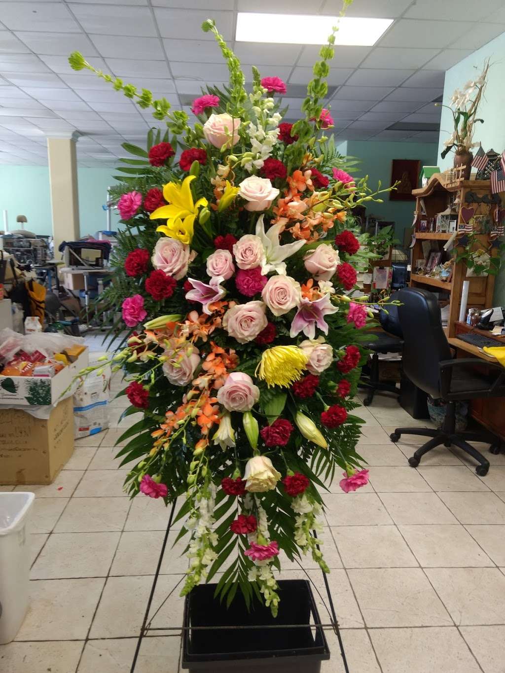 Flower Fashions | 10510 Altonbury Ln, Houston, TX 77031 | Phone: (713) 623-4099