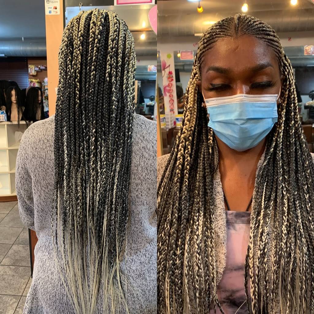 Bonitas Extensions and Braids | 2441 Lyndale Ave S, Minneapolis, MN 55405, USA | Phone: (612) 722-1152