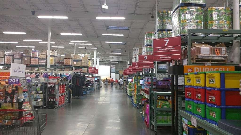 BJ's Wholesale in 413 Constant Friendship Blvd, Abingdon, MD 21009, USA