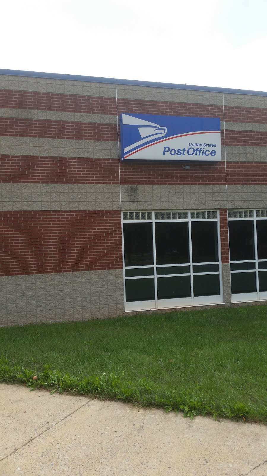 United States Postal Service | 46164 Westlake Dr, Sterling, VA 20165 | Phone: (800) 275-8777