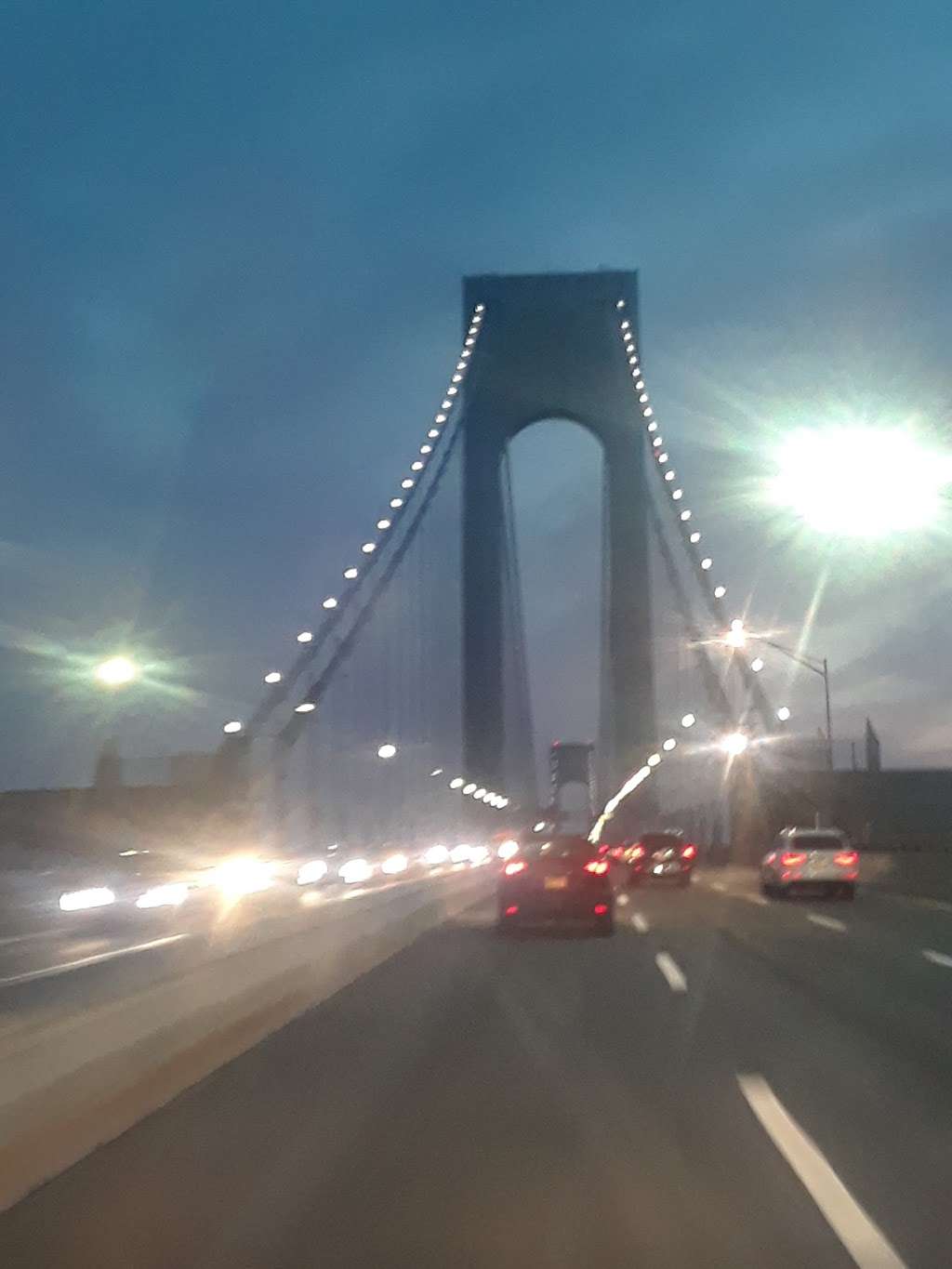 Verrazano Bridge/Lee Av | Brooklyn, NY 11209