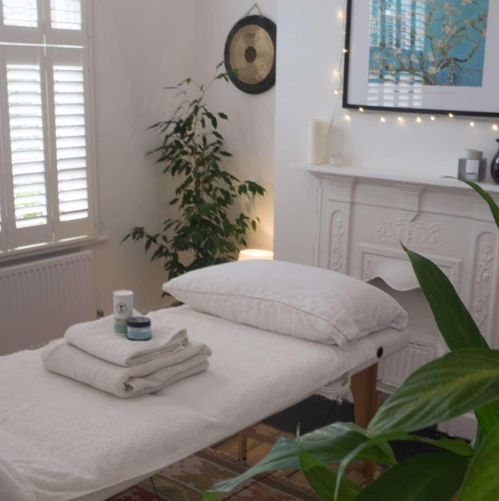 The Reflexology Studio | Cranmer Avenue, London, London W13 9SH, UK | Phone: 07900 126033