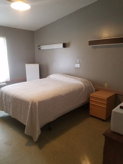 Rooms to Rent | 1111 San Antonio St, Hempstead, TX 77445, USA | Phone: (979) 826-3122