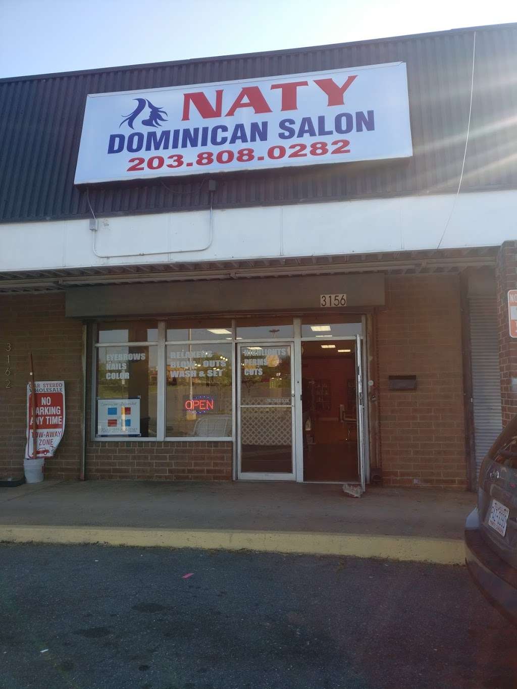 Naty Dominican Hair Stylist | 3156 Freedom Dr, Charlotte, NC 28208, USA | Phone: (203) 808-0282