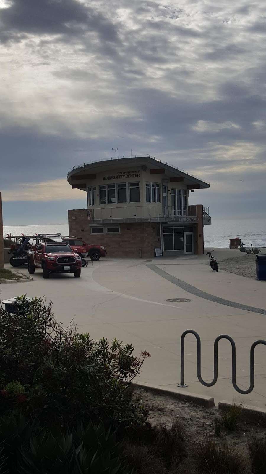 Moonlight Beach Parking Lot Entrance | 401 C St, Encinitas, CA 92024, USA
