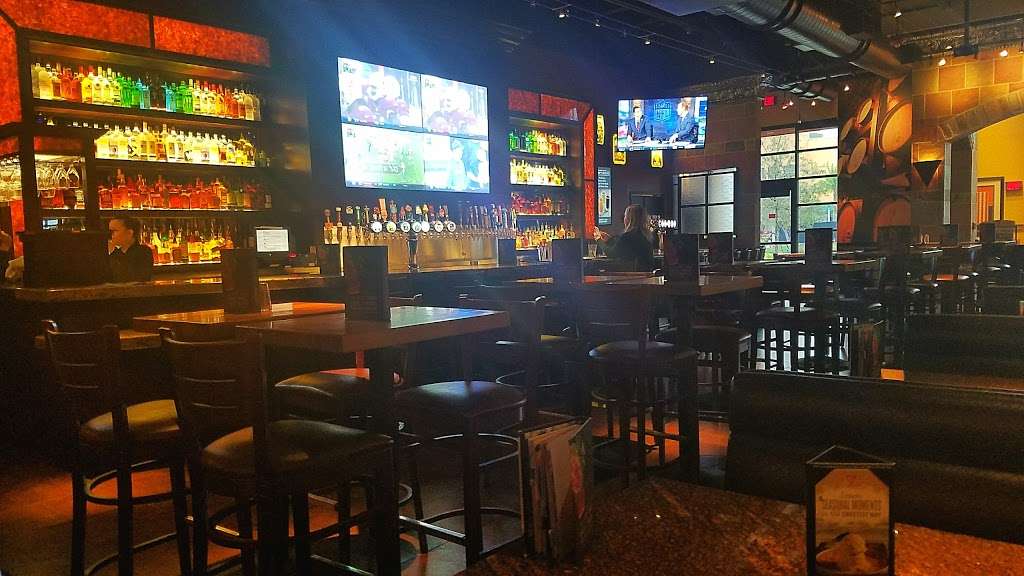 BJs Restaurant & Brewhouse | 8103 International Dr, Orlando, FL 32819 | Phone: (321) 732-8190