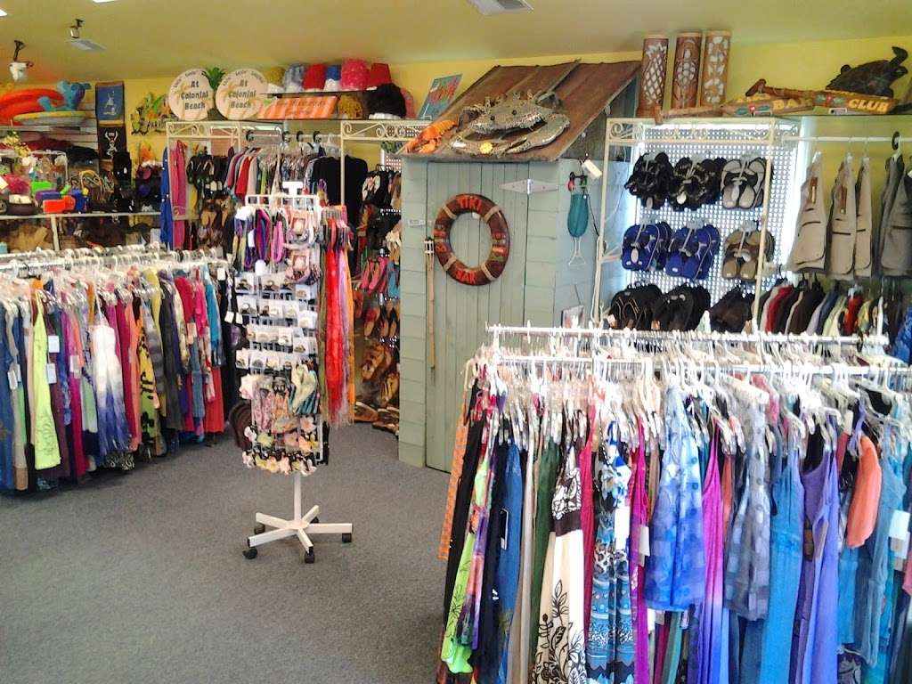 Everythings Beachy "Beach Shop" | 209 Taylor St, Colonial Beach, VA 22443, USA | Phone: (804) 224-7192