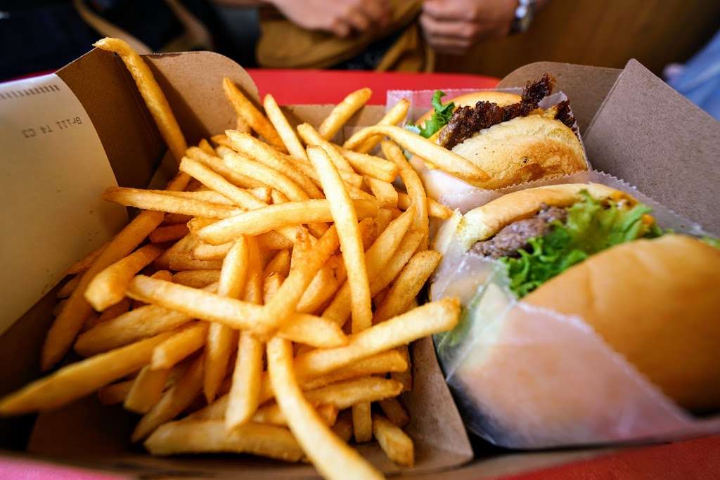 Pier Burger | 330 Santa Monica Pier, Santa Monica, CA 90401 | Phone: (310) 587-2747