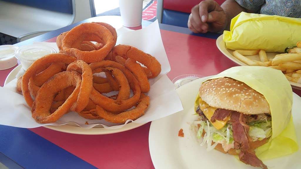 Tams Burgers | 14939 Leffingwell Rd, Whittier, CA 90604, USA | Phone: (562) 946-6834