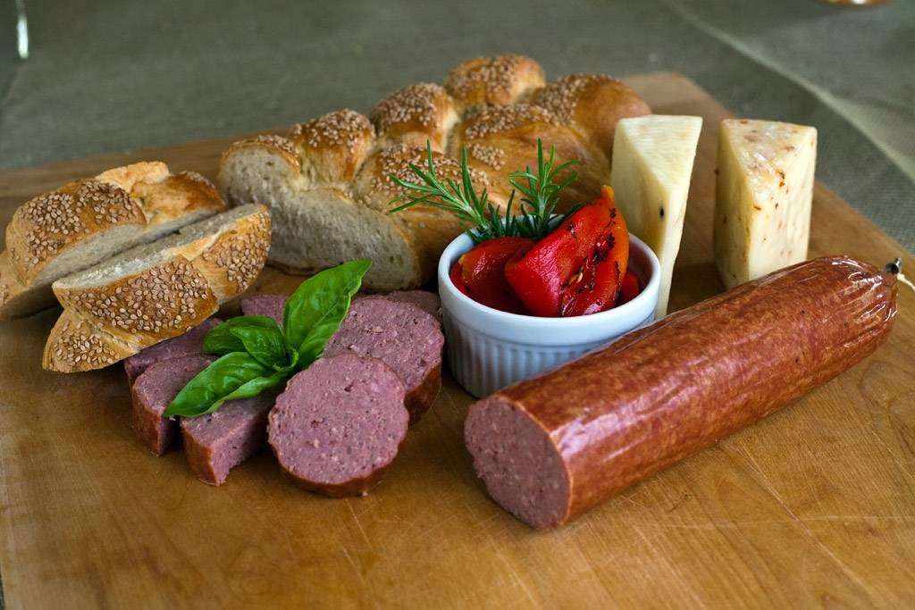 Nellos Specialty Meats | 500 Schoeneck Ave, Nazareth, PA 18064, USA | Phone: (610) 759-0628