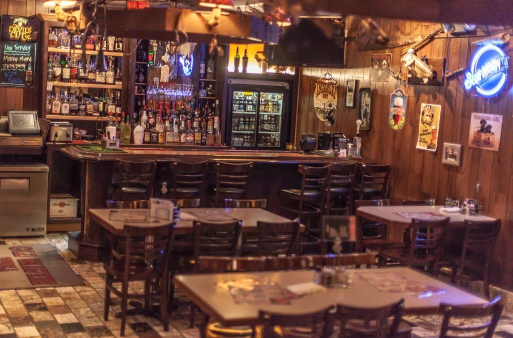 Old Shawnee Pizza | 6000 Roger Rd, Shawnee, KS 66203, USA | Phone: (913) 631-5716