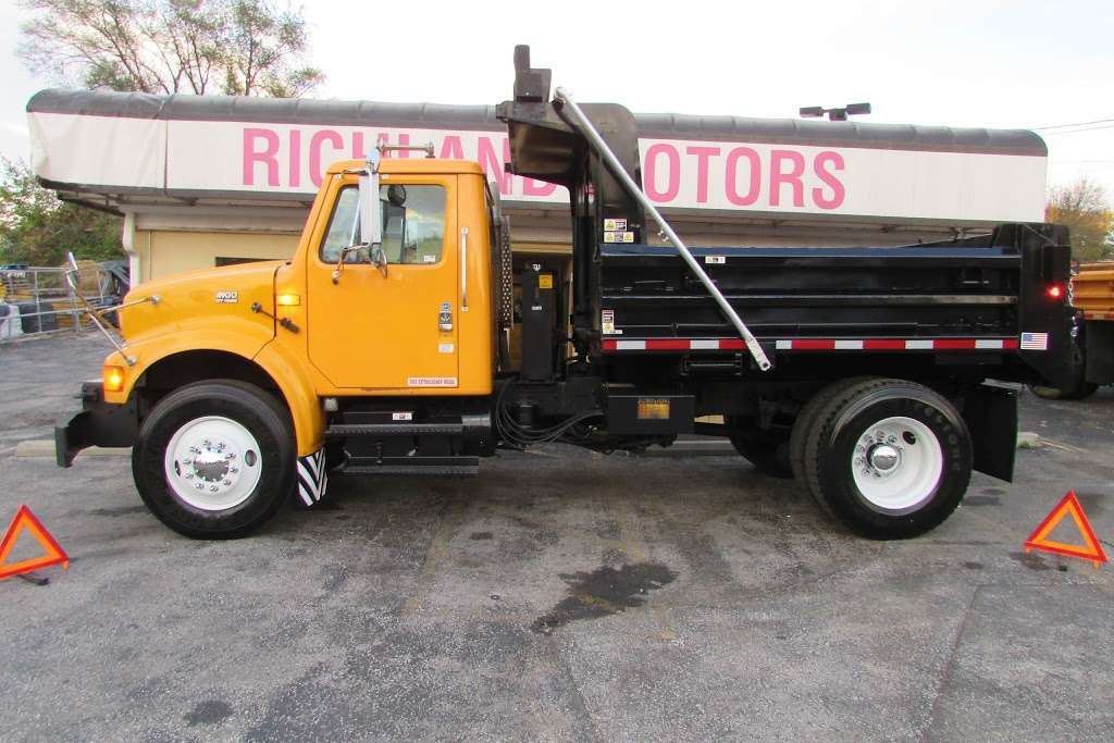 Commercial Truck Sales Inc. | 5115 N Brighton Ave, Kansas City, MO 64119 | Phone: (816) 452-6611