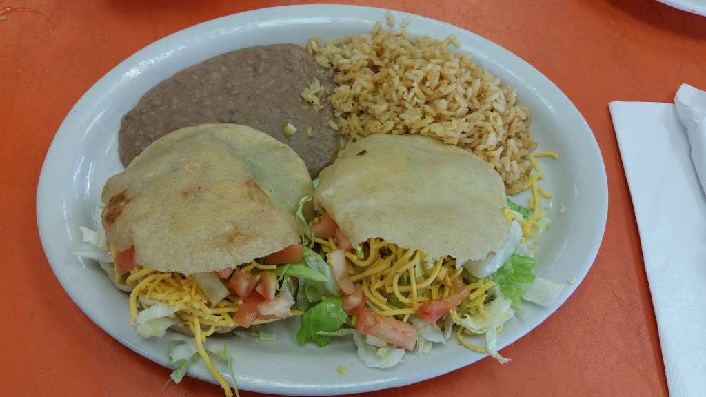 Brendas Mexican restaurant | 11888 Starcrest Dr, San Antonio, TX 78247, USA | Phone: (210) 403-2092