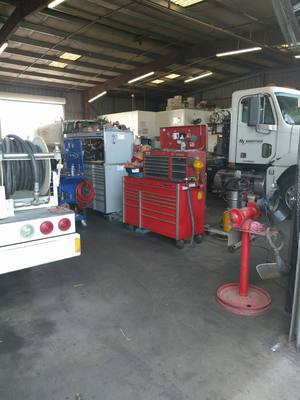 G & H Diesel Services | 3304 E Malaga Ave, Fresno, CA 93725, USA | Phone: (559) 266-5852