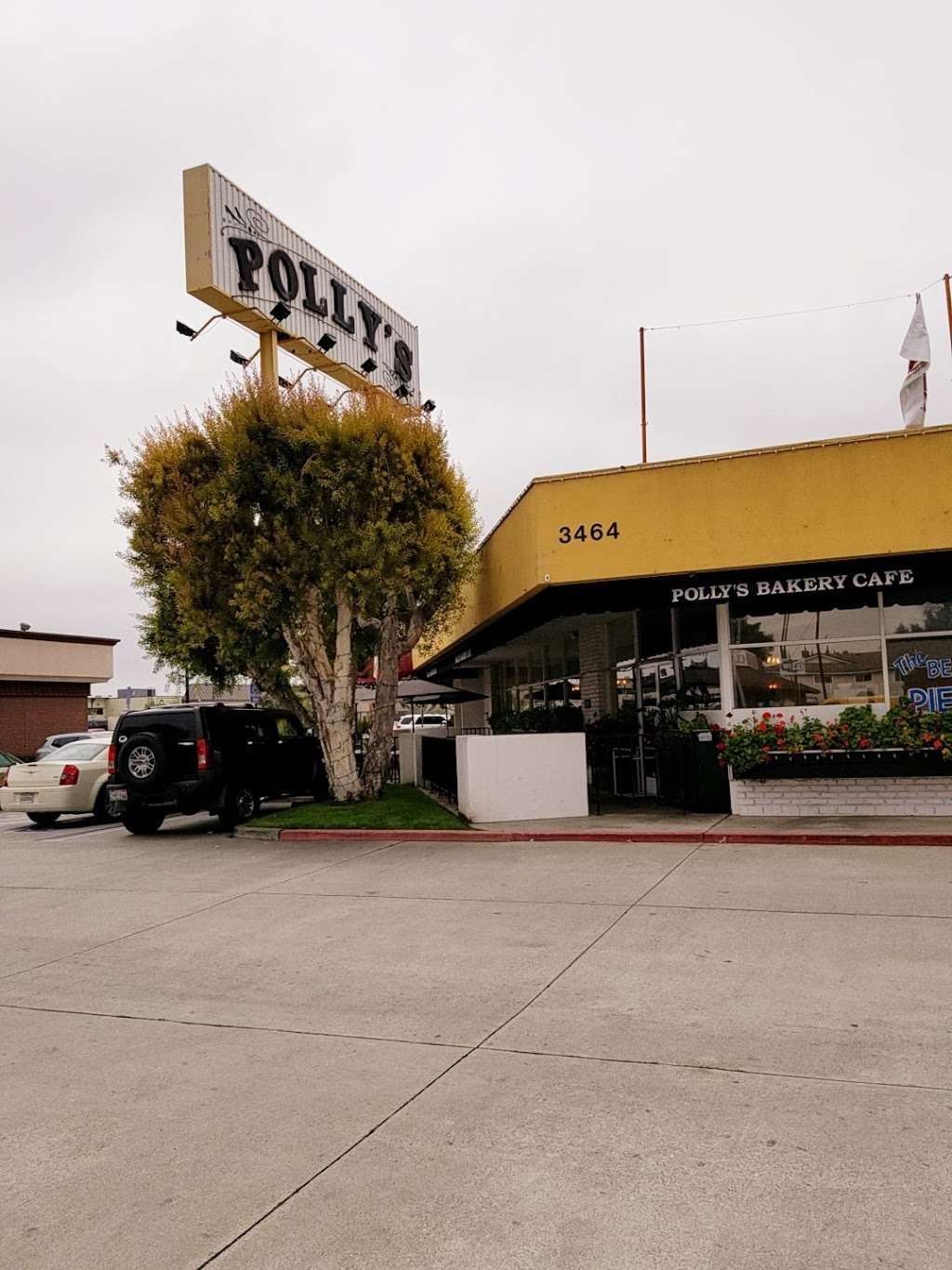 Pollys Pies Restaurant & Bakery | 3464 Katella Ave, Los Alamitos, CA 90720, USA | Phone: (562) 430-4541