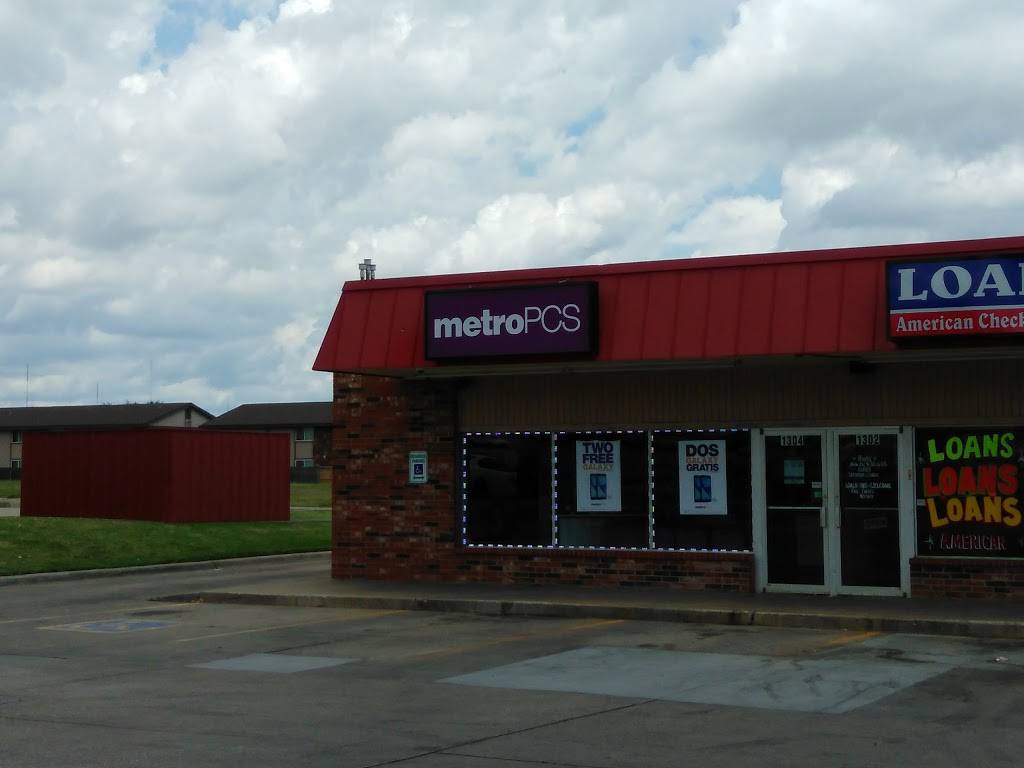 Metro by T-Mobile | 1304 N Eastern Ave, Moore, OK 73160, USA | Phone: (888) 863-8768