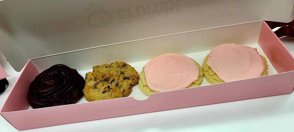 Crumbl Cookies - Tempe | 430 N Scottsdale Rd UNIT 112, Tempe, AZ 85281, USA | Phone: (602) 726-4553