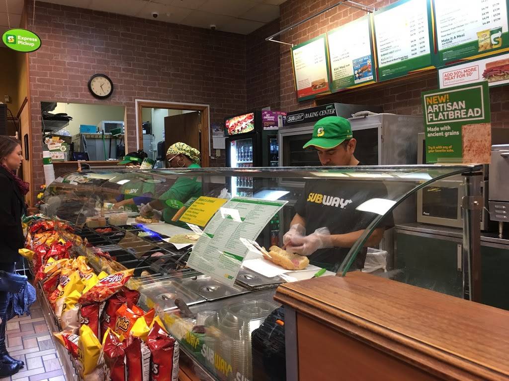 Subway | 530 Church St Suite 100, Nashville, TN 37219, USA | Phone: (615) 256-6138