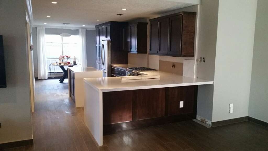 Yoes Cabinets | 2001 Kilowatt Dr #10, Bay City, TX 77414, USA | Phone: (979) 657-3300