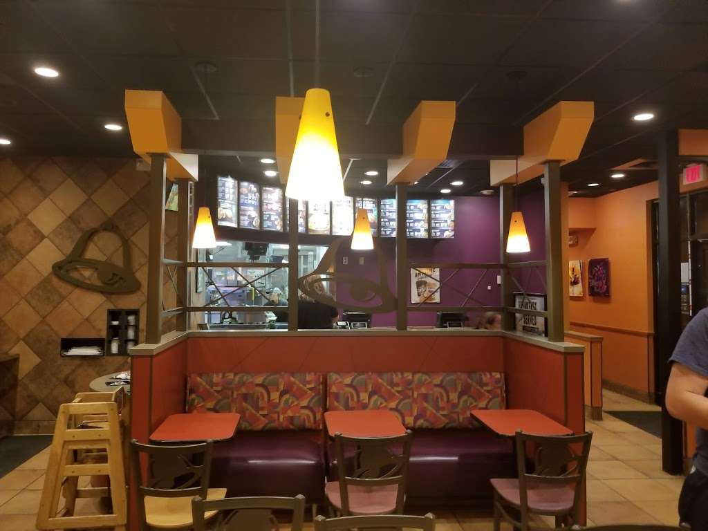 Taco Bell | 10820 John Wayne Dr, Greencastle, PA 17225 | Phone: (717) 593-0529