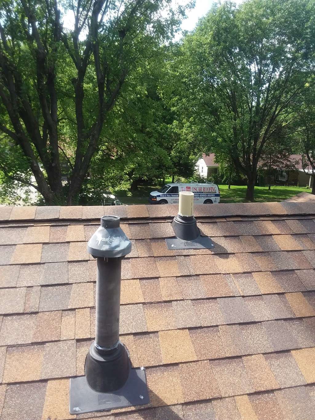 Oscar Roofing | 118 S Rogers St #1, Bloomington, IN 47404, USA | Phone: (812) 545-1381