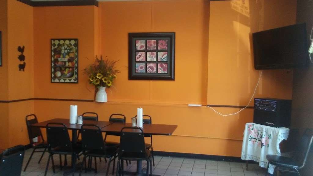 Taqueria Y Refresqueria Guanajuato | 2404 E Wallisville Rd, Highlands, TX 77562, USA | Phone: (281) 426-3800