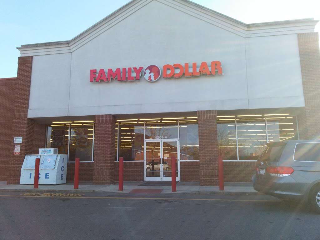 Family Dollar | 1201 N Broome St Suite A, Waxhaw, NC 28173, USA | Phone: (704) 843-9330