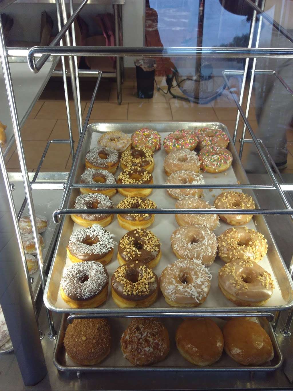 Bosa Donuts | 710 E Union Hills Dr, Phoenix, AZ 85024, USA | Phone: (623) 388-6656