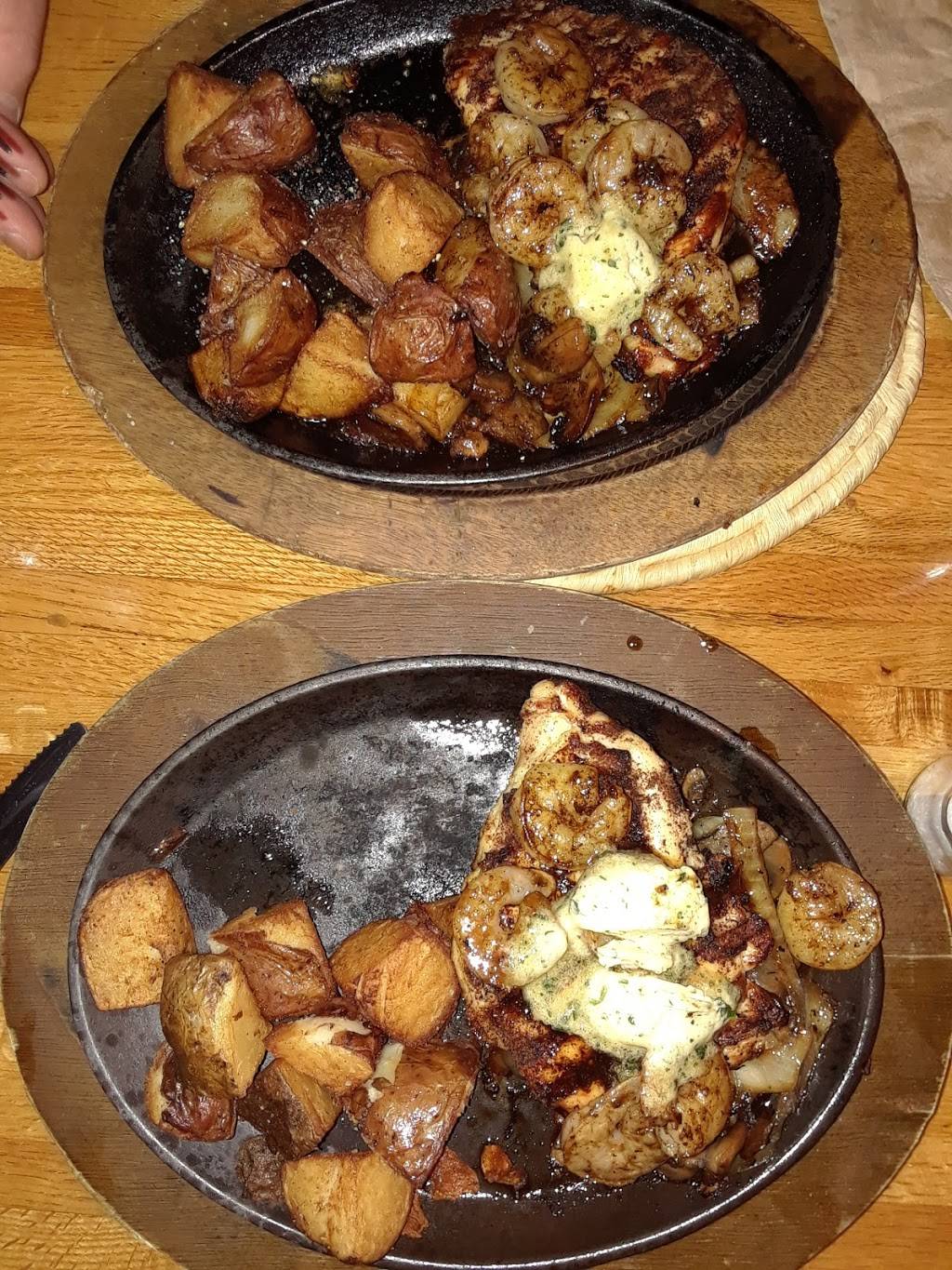 Applebees Grill + Bar | 30 Crestview Hills Mall Rd, Crestview Hills, KY 41017, USA | Phone: (859) 341-6708