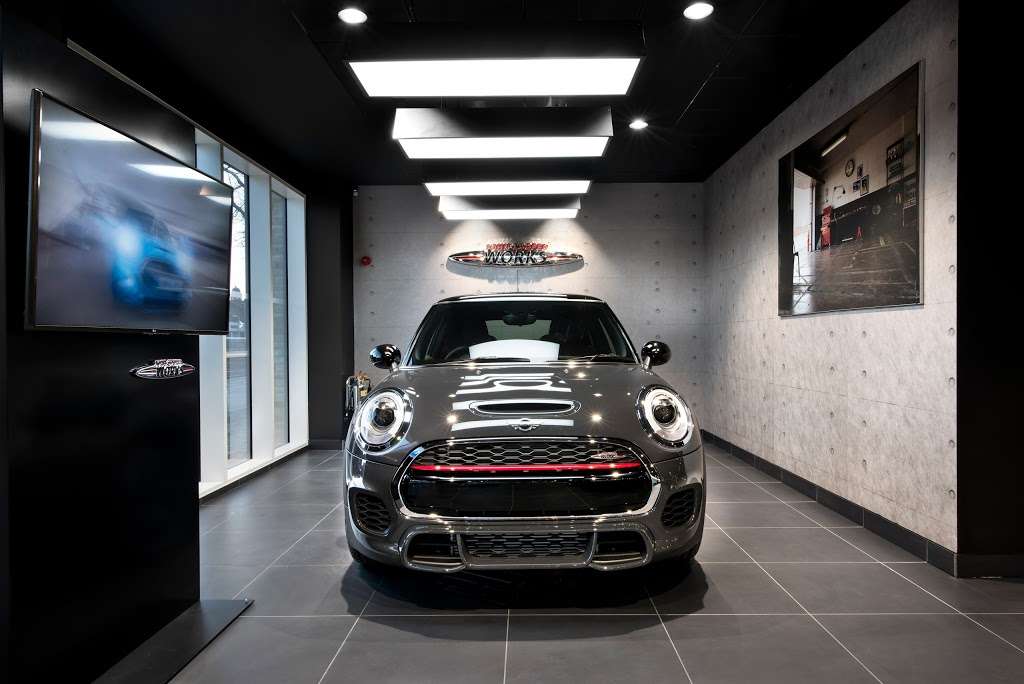 Stephen James MINI Woolwich | 14 Victory Parade, Woolwich, London SE18 6FL, UK | Phone: 020 8463 1110