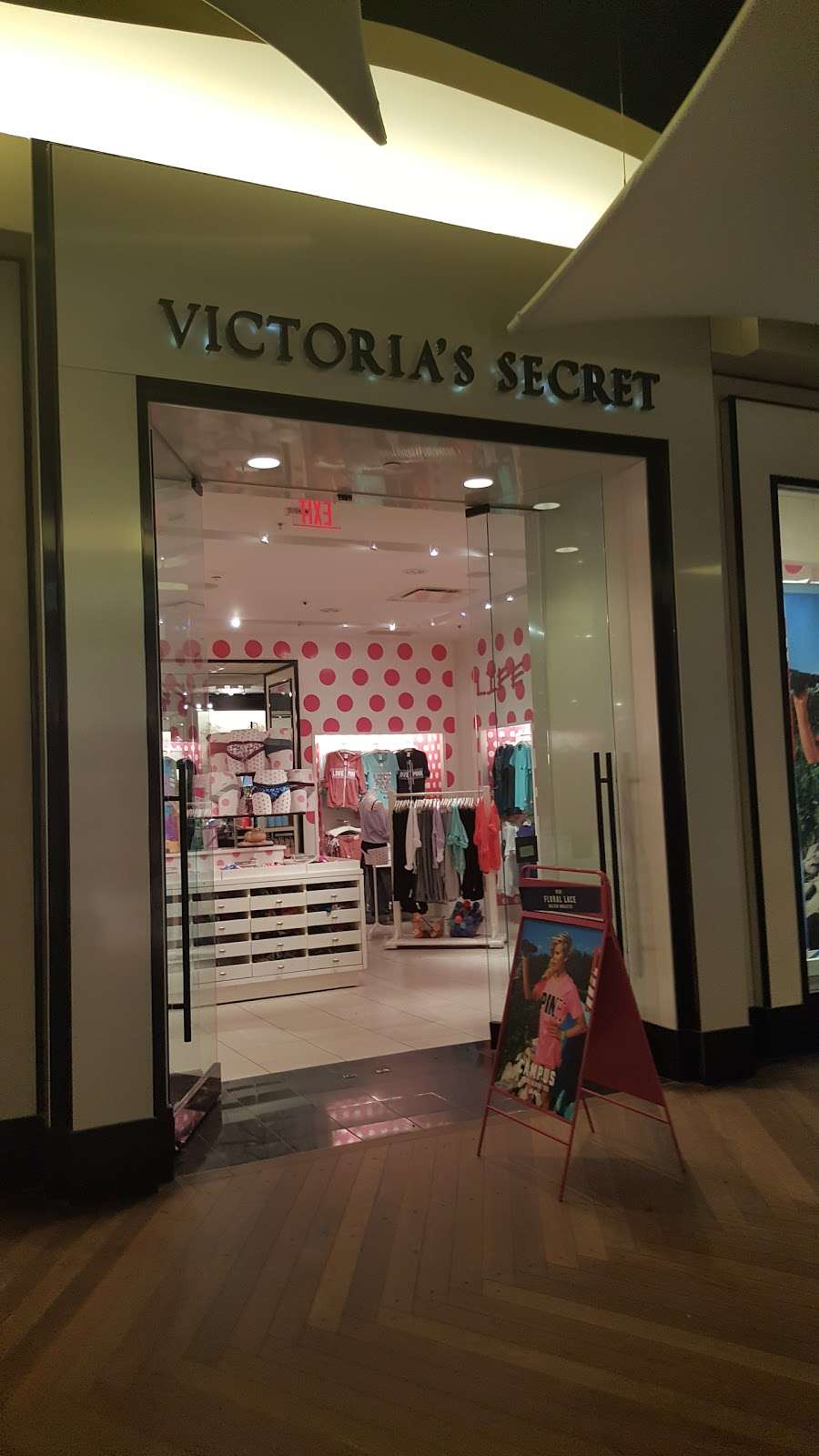 Victorias Secret & PINK | 1 Atlantic, S Ocean Ave #212, Atlantic City, NJ 08401 | Phone: (609) 347-6015