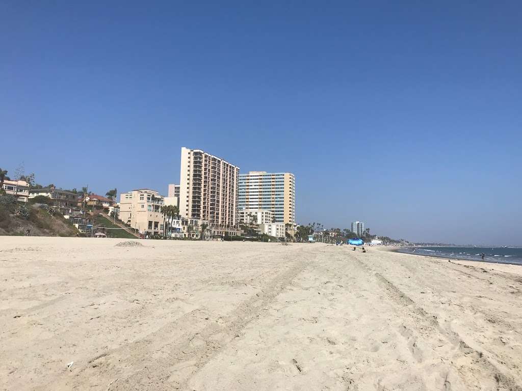 Alamitos Beach | Long Beach, CA 90802