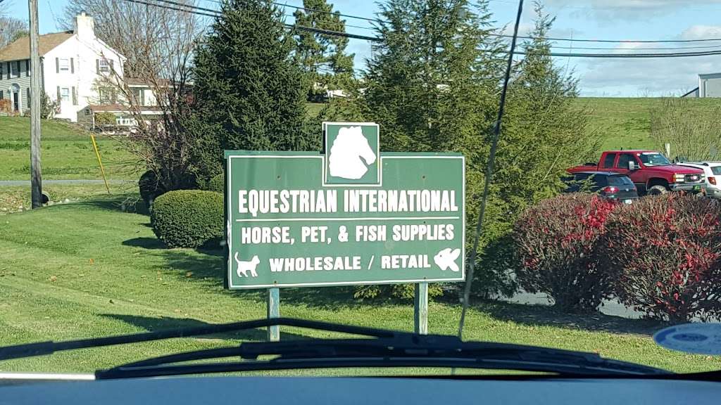 Equestrian International | 116 King Court Industrial Park, New Holland, PA 17557, USA | Phone: (800) 632-4805