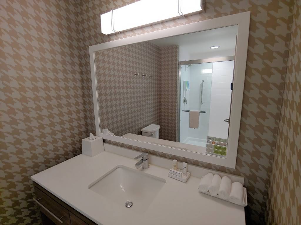 Home2 Suites by Hilton Bloomington, MN | 2415 E Old Shakopee Rd, Bloomington, MN 55425, USA | Phone: (800) 445-8667