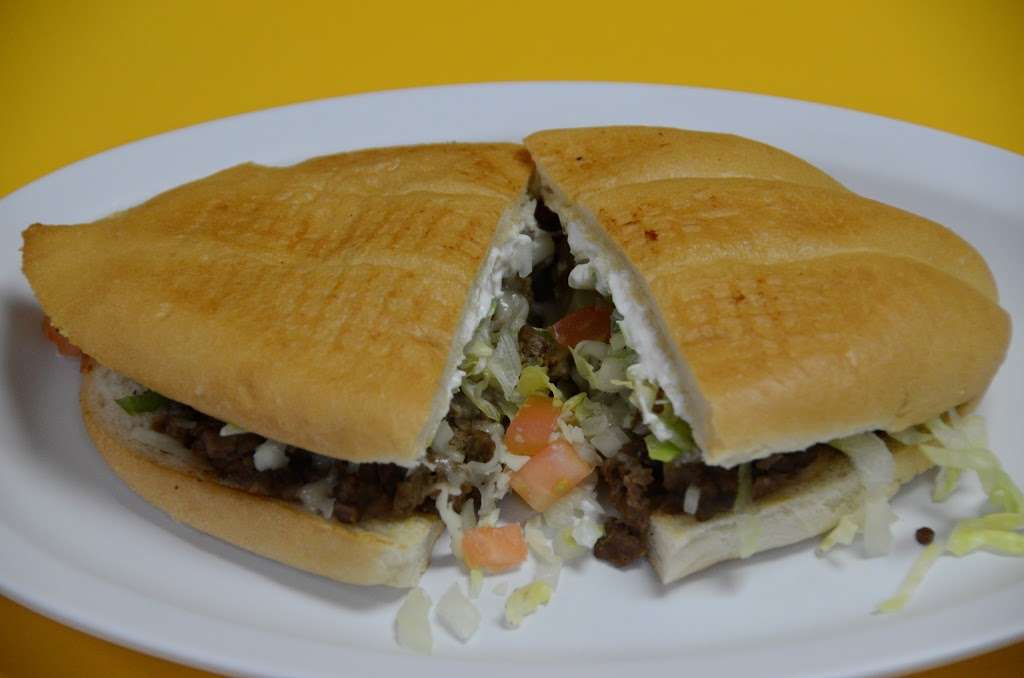 Super Burrito Aguascalientes | 18 S Locust St, Manteno, IL 60950 | Phone: (815) 468-2010
