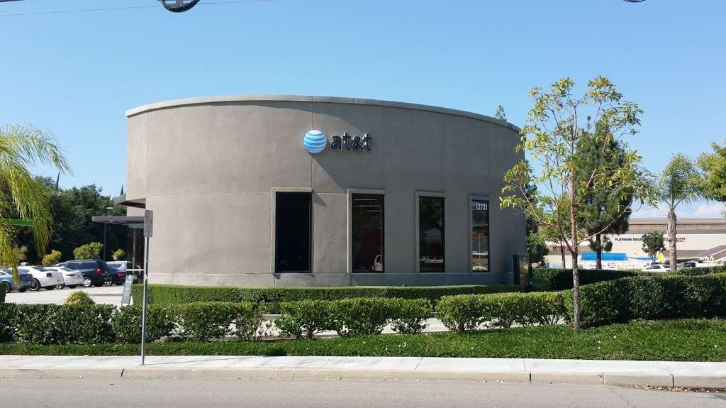 AT&T | 12721 Brookhurst St, Garden Grove, CA 92840, USA | Phone: (714) 530-3370