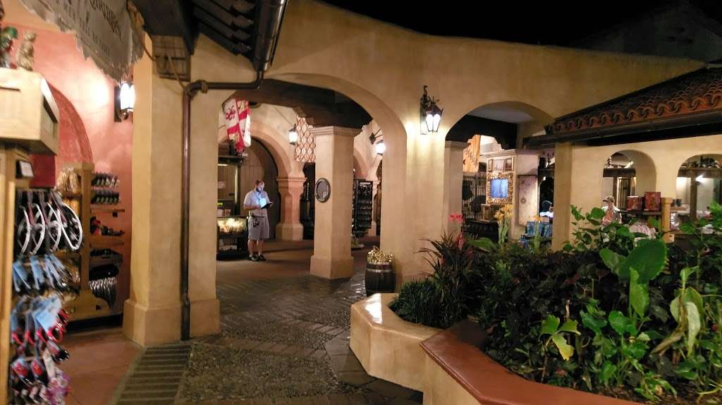 Plaza del Sol Caribe Bazaar | Magic Kingdom Park, Orlando, FL 32836, USA | Phone: (407) 939-5277