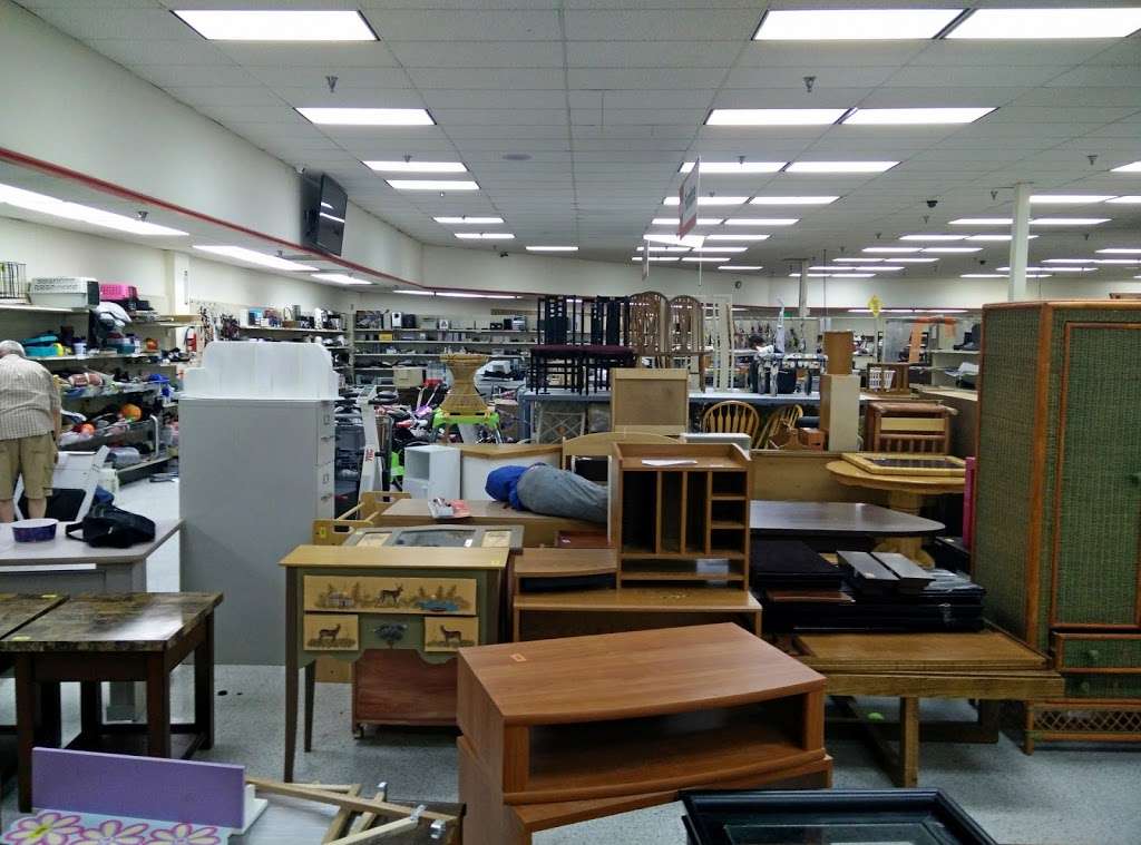 Arc Thrift Store | 1070 S Sable Blvd, Aurora, CO 80012, USA | Phone: (303) 369-5858