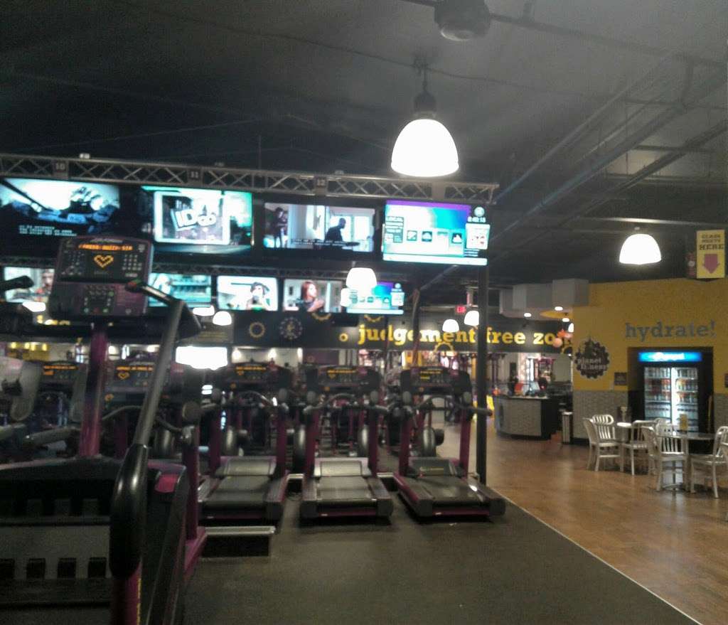 planet fitness quincy il