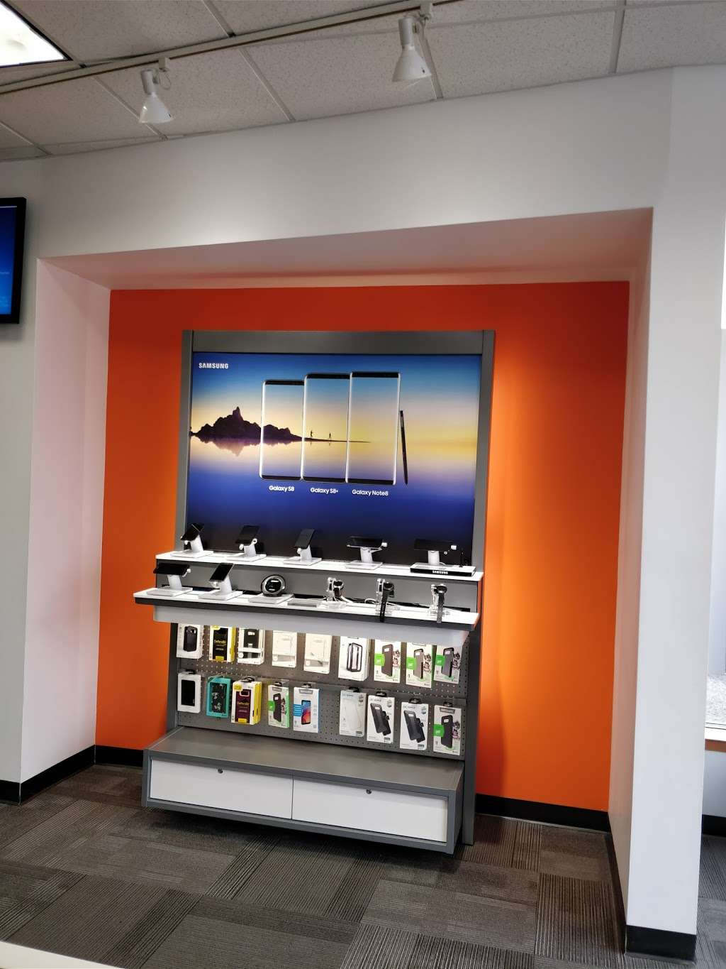 AT&T Store | 320 Route 10 West, East Hanover, NJ 07936 | Phone: (973) 884-2222