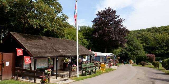 Oldbury Hill Camping and Caravanning Club Site | Styants Bottom Rd, Sevenoaks TN15 0ET, UK | Phone: 01732 762728