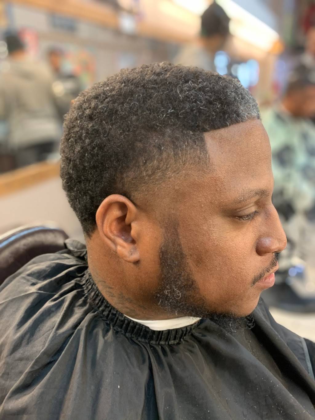 D da Barber | 327 Yale Ave, Baltimore, MD 21229, USA | Phone: (443) 766-4694