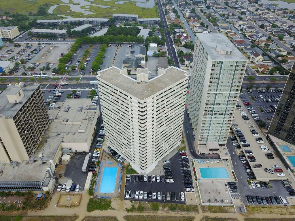 Atlantis Ocean City Condominium Rental | 10300 Coastal Hwy, Ocean City, MD 21842, USA | Phone: (301) 351-2107