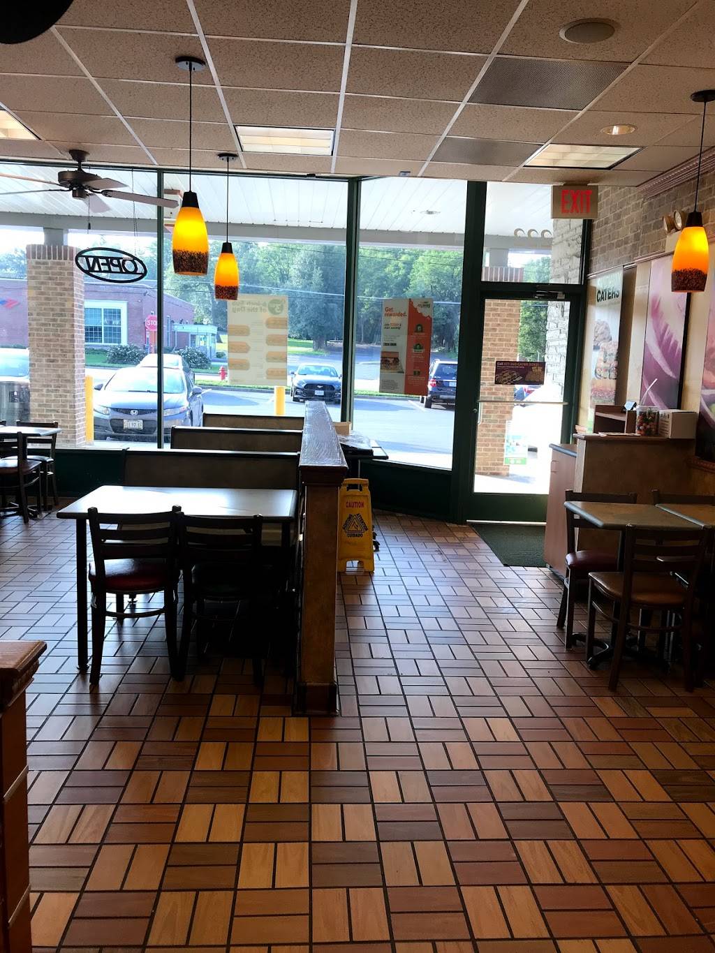 Subway | 222 Maple Ave W #23, Vienna, VA 22180, USA | Phone: (703) 281-7810