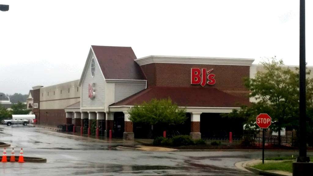 BJs Wholesale | 44950 Worth Ave, California, MD 20619, USA | Phone: (301) 862-0100