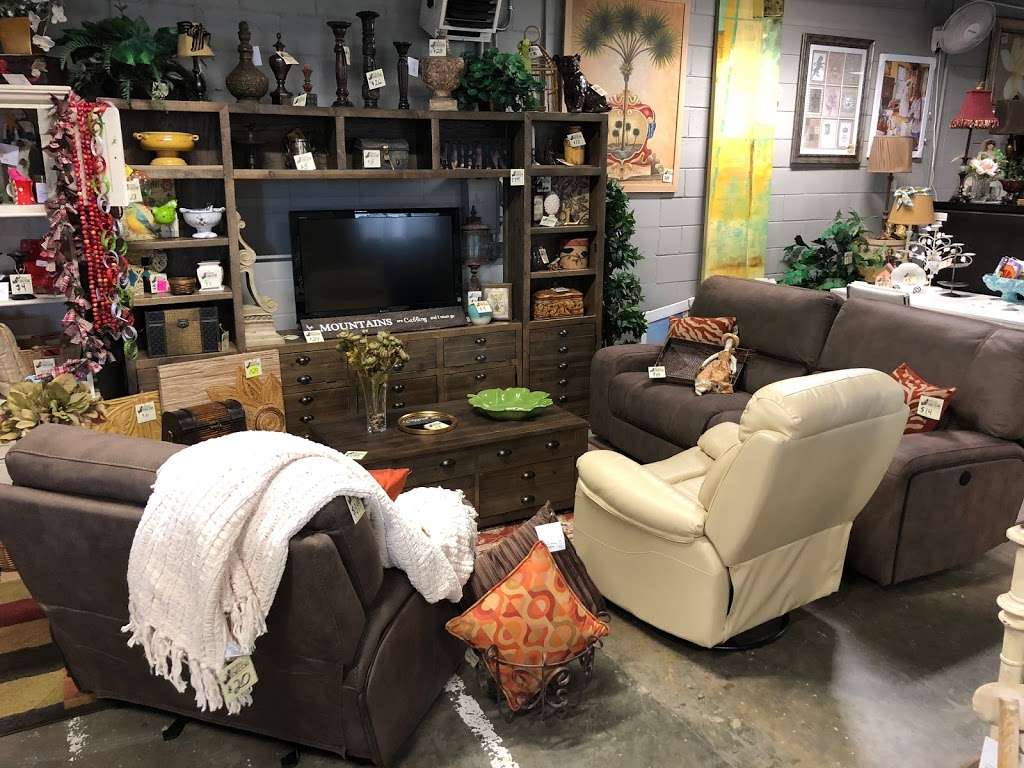 Rhino Decor 12810 W Colonial Dr Winter Garden Fl 34787 Usa