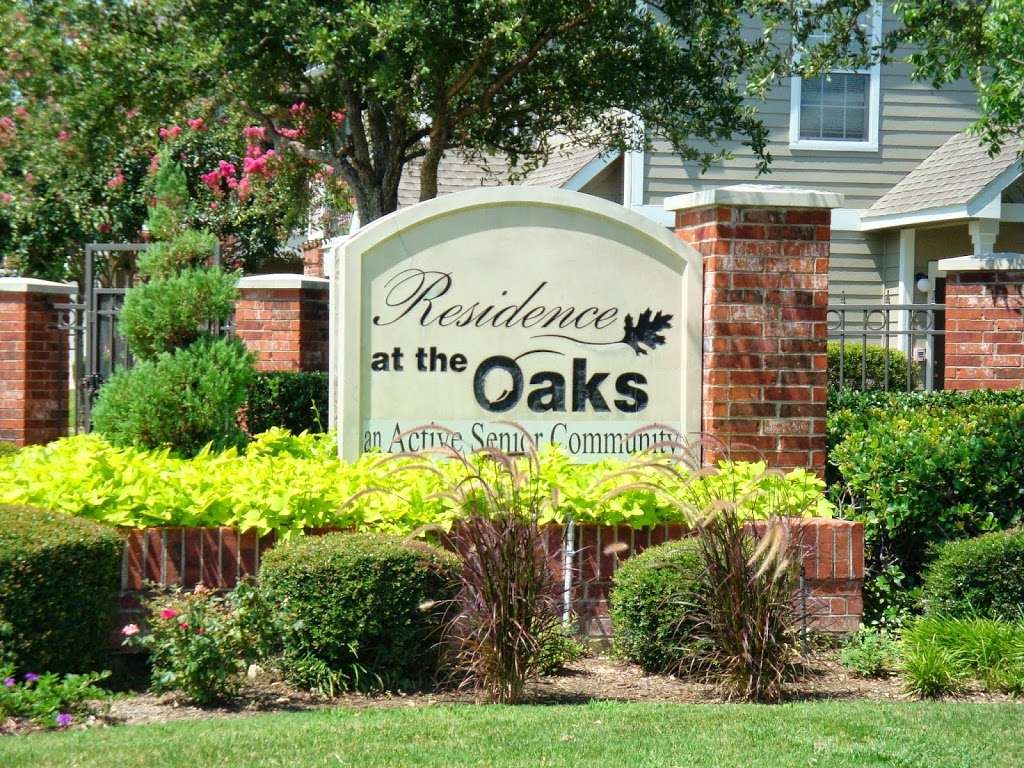 Residence at the Oaks Apartments | 2740 Duncanville Rd, Dallas, TX 75211, USA | Phone: (214) 463-2667