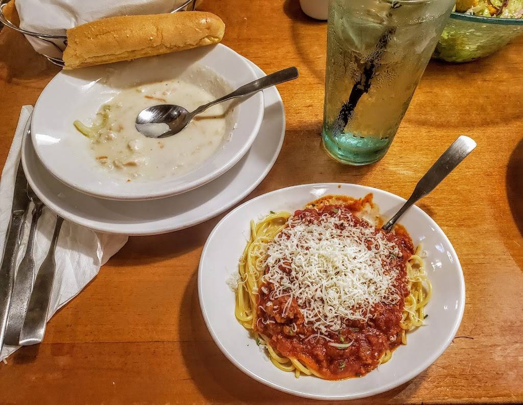 Olive Garden Italian Restaurant | 8984 International Dr, Orlando, FL 32819, USA | Phone: (407) 264-0420