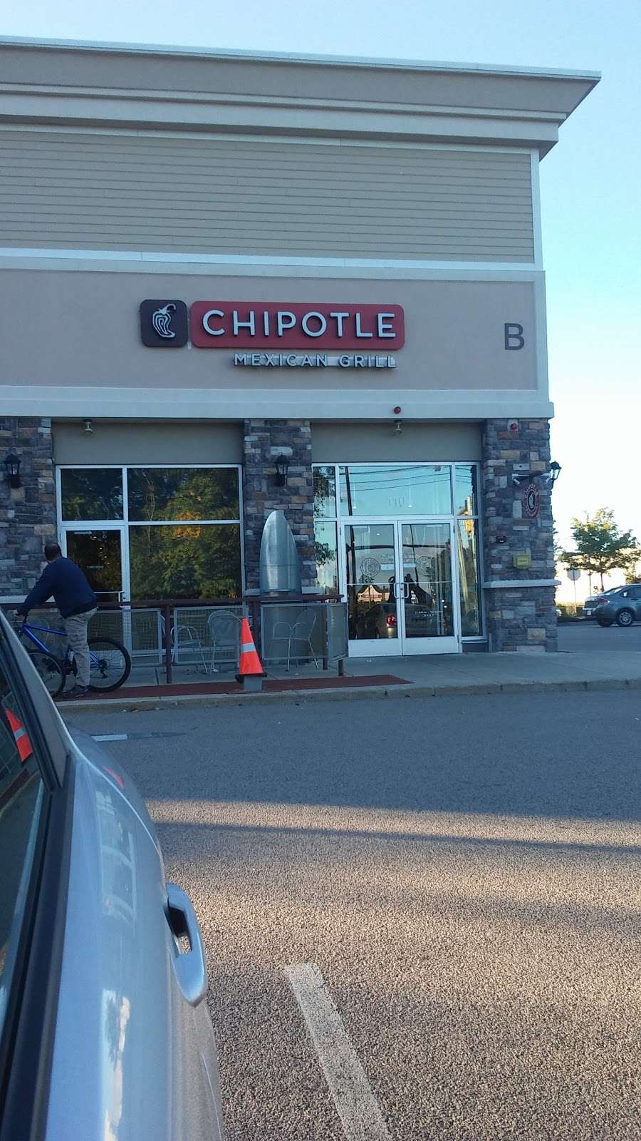 Chipotle Mexican Grill | 287 School St Ste 110, Mansfield, MA 02048, USA | Phone: (508) 339-2061