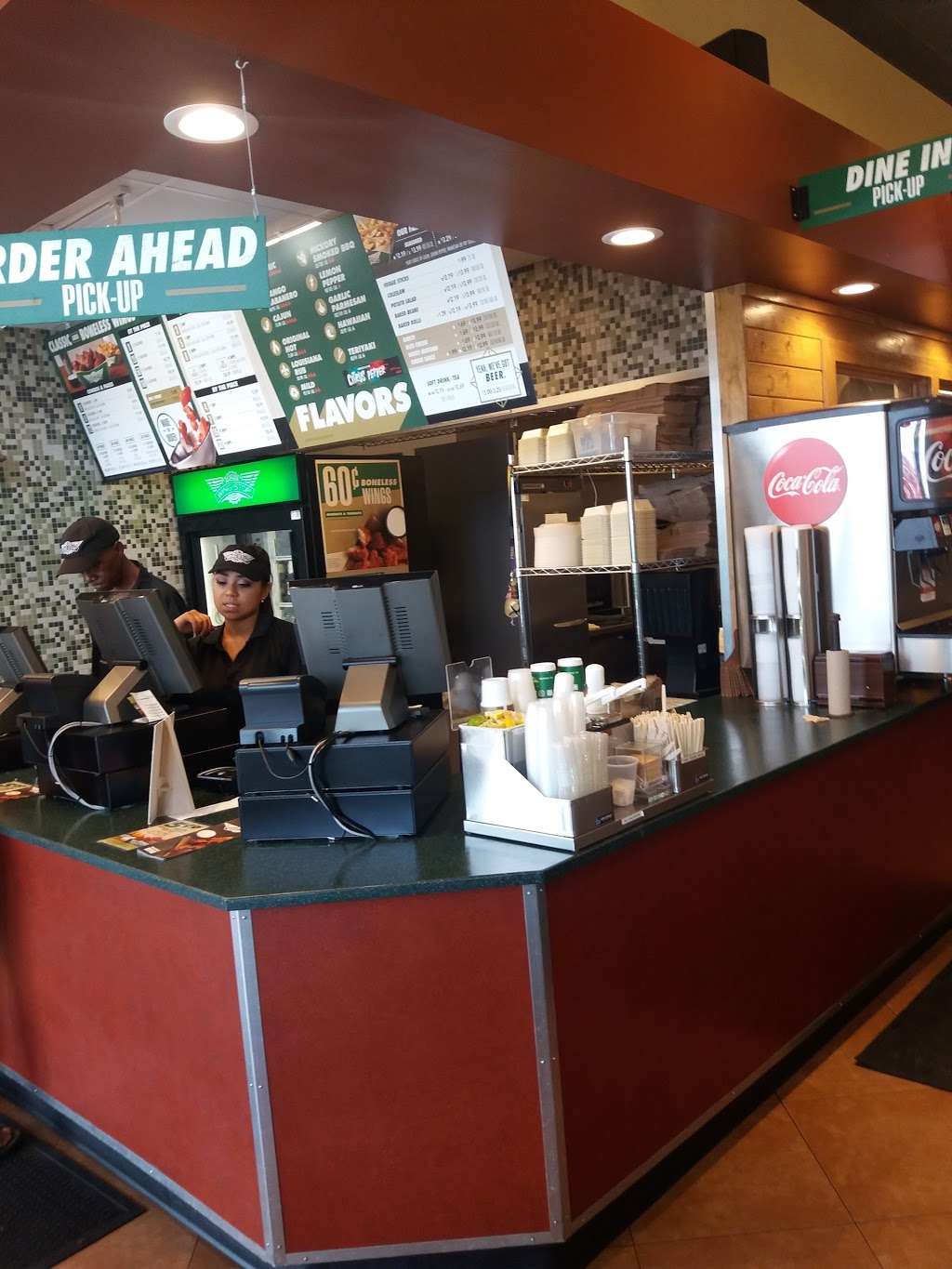 Wingstop | 4400 North Fwy, Houston, TX 77022, USA | Phone: (713) 936-9464